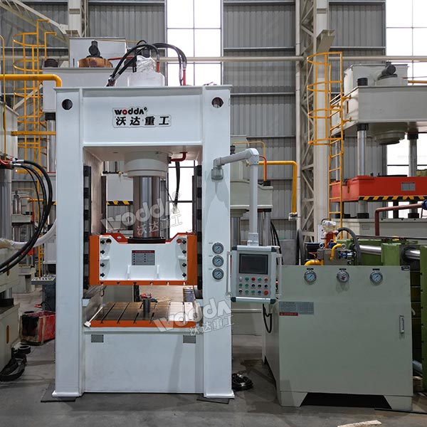 315噸框架式液壓機(jī)：穩(wěn)定高效，助力企業(yè)降本增效