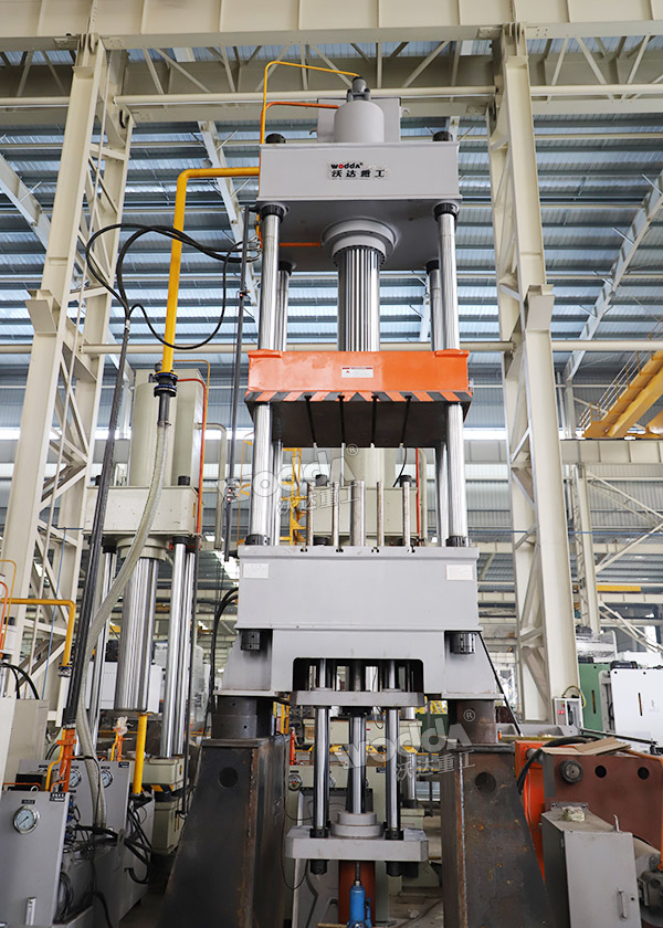 200噸三梁四柱液壓機