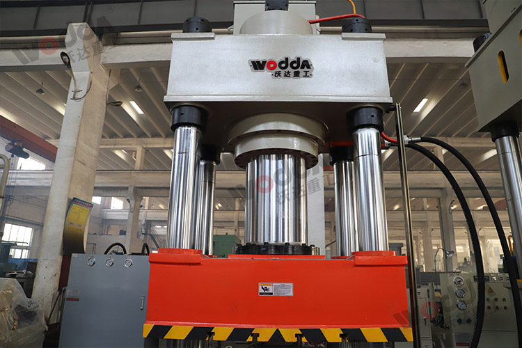 500噸動力電池電芯鋁殼拉伸液壓機機身 500噸動力電池電芯鋁殼拉伸液壓機機身