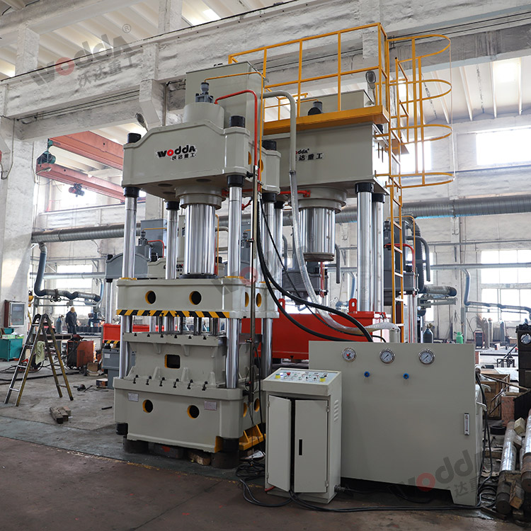 315噸拉伸液壓機(jī)(上置液壓墊1) 315噸拉伸液壓機(jī)(上置液壓墊1)