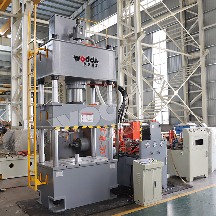 200噸下頂缸式拉伸機 200噸下頂缸式拉伸機