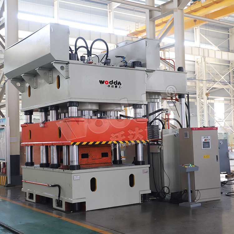 3000噸鋼木門壓花機車間現貨