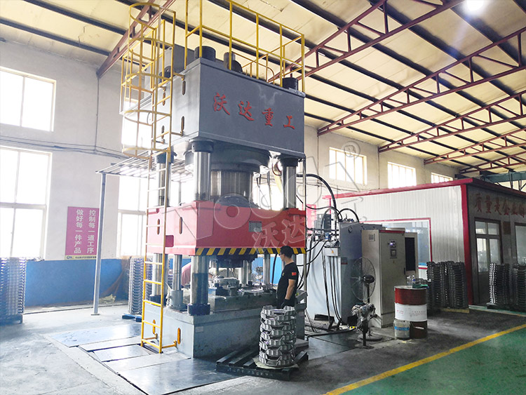 2000噸汽車離合器殼體成型液壓機 2000噸汽車離合器殼體成型液壓機