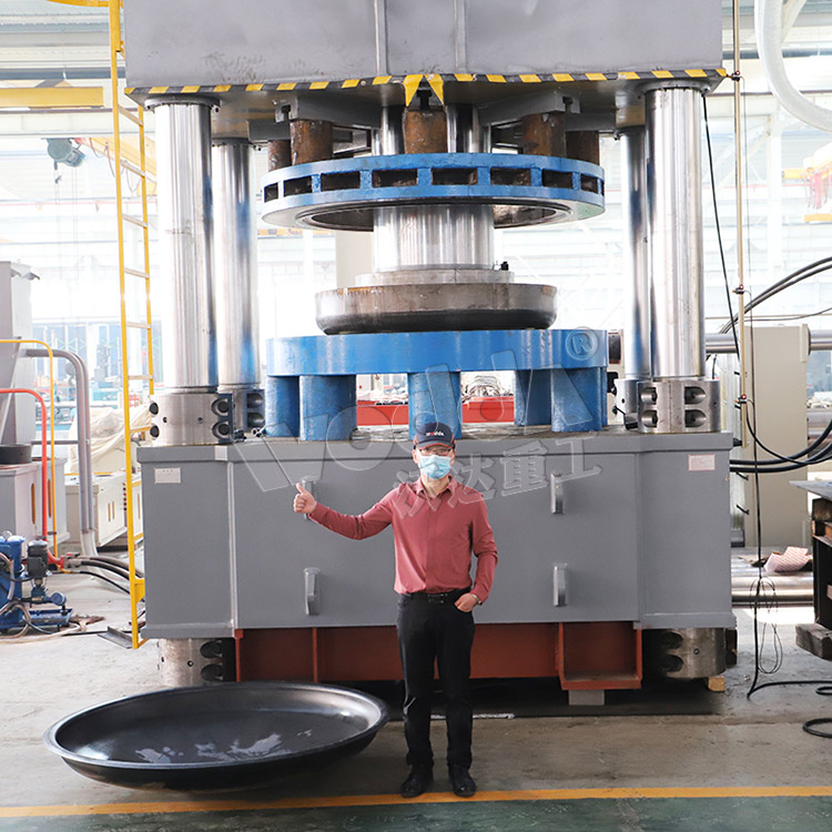 3000噸封頭拉伸液壓機客戶試機 3000噸封頭拉伸液壓機客戶試機