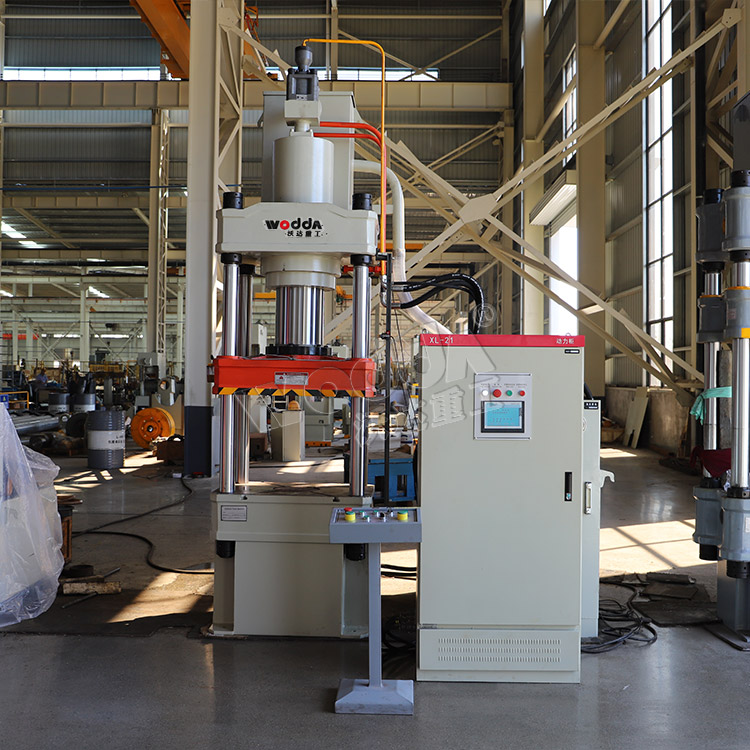 200噸四柱拉伸液壓機 200噸四柱拉伸液壓機