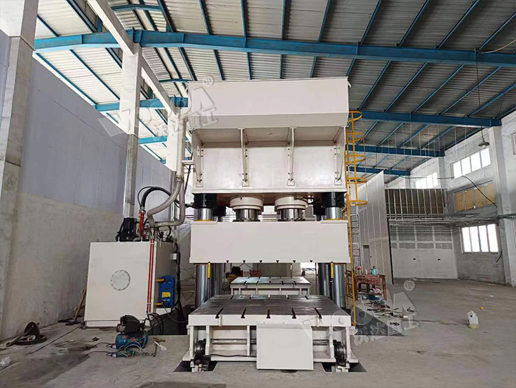 3000噸三梁四柱液壓機按需定制 3000噸三梁四柱液壓機按需定制