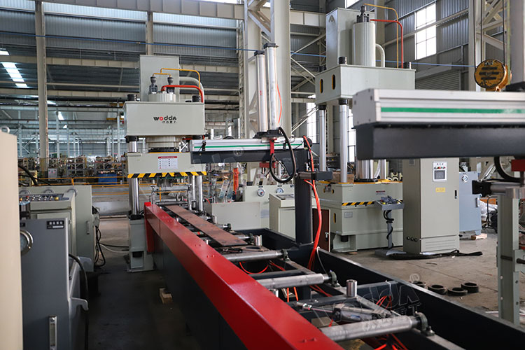 250噸錨桿托盤液壓機生產線 250噸錨桿托盤液壓機生產線