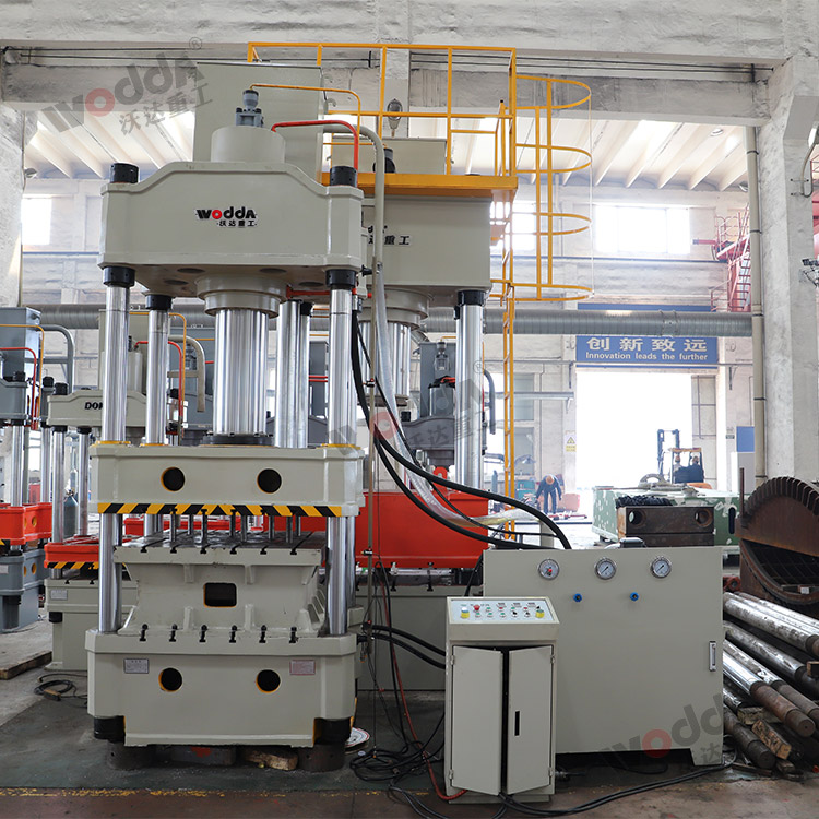 315噸四柱拉伸機(jī) 315噸四柱拉伸機(jī)