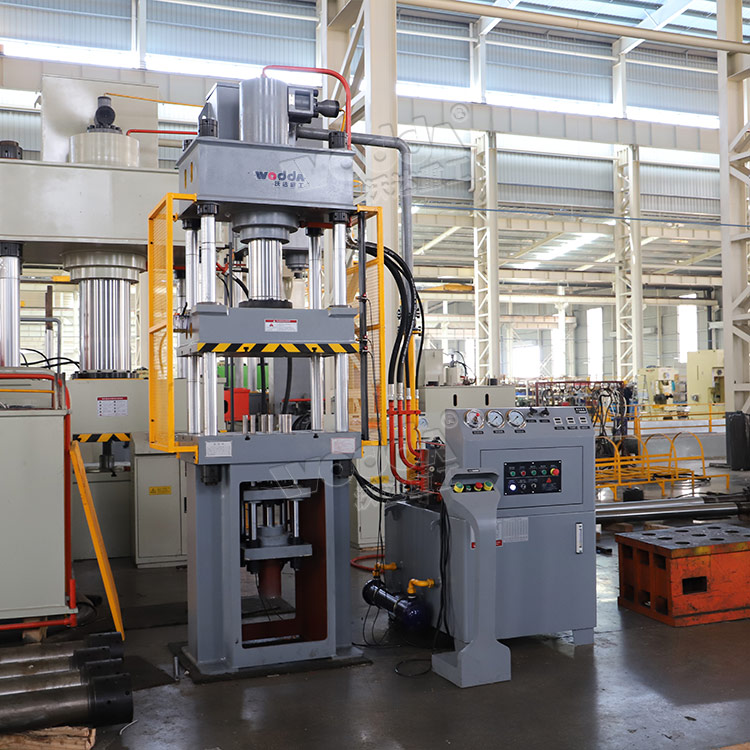 100噸四柱拉伸機 100噸四柱拉伸機