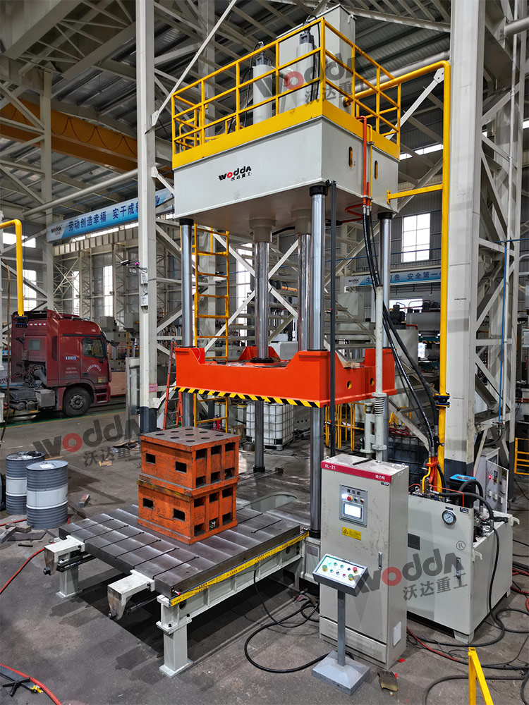 200噸四柱液壓機 200噸四柱液壓機