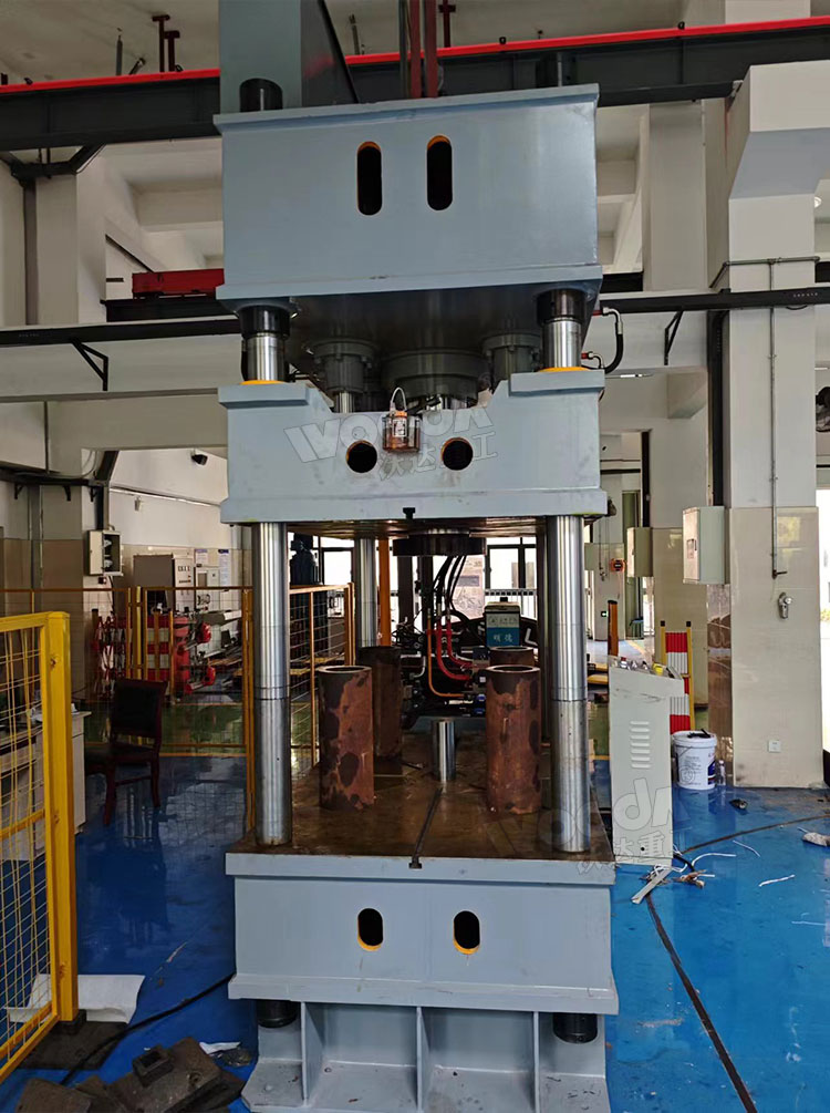 250噸三梁四柱液壓機 250噸三梁四柱液壓機